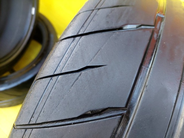 ハンコック　ベンタスR-S4　245/40R18　4本　（厚木店）の画像3