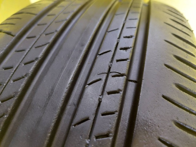 ダンロップ グラントレックPT30 225/60R18 中古4本（厚木店）の画像3