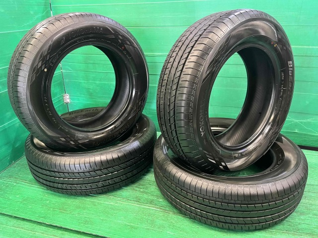 ヨコハマ ブルーアースGT AE51(町田店)の画像2