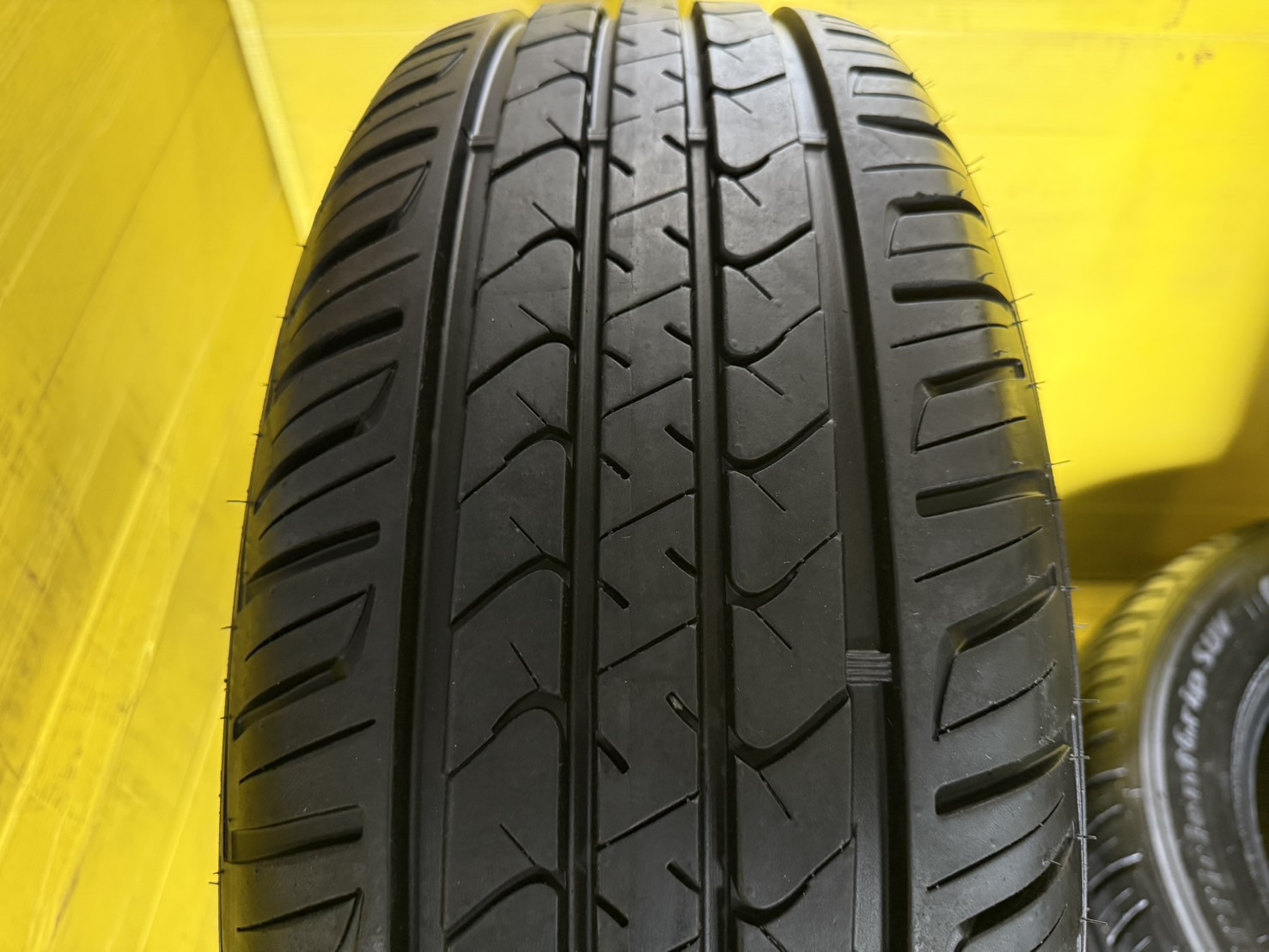 グッドイヤー エフィシエントグリップSUV HO01　265/65R17 2024年製 中古4本　（厚木店）