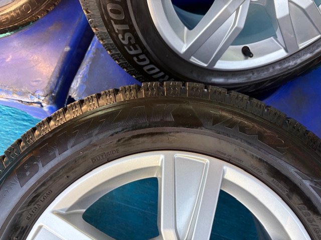 アウディA4純正（都筑店）の画像3