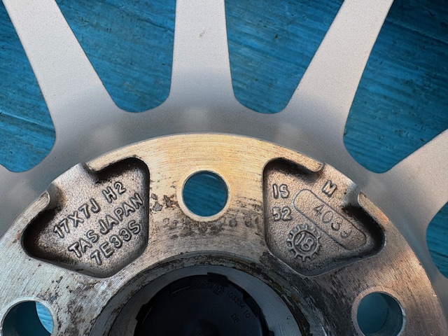 ウェッズ IRIVINE 新品タイヤセット（都筑店）の画像3