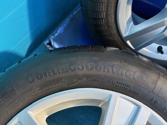 アウディA4純正（都筑店）の画像5