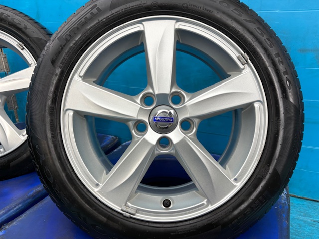 ボルボ V40純正（都筑店）